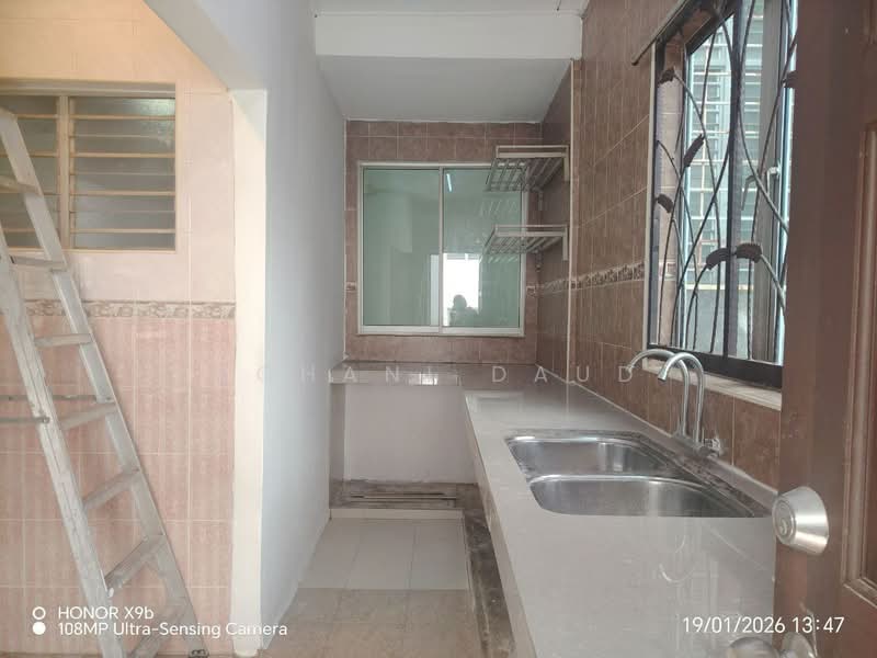 2-storey Terraced House for Sale in Taman Alamanda (Senawang) - Rohani Daud - Kitchen - PropertyGuru.com.my