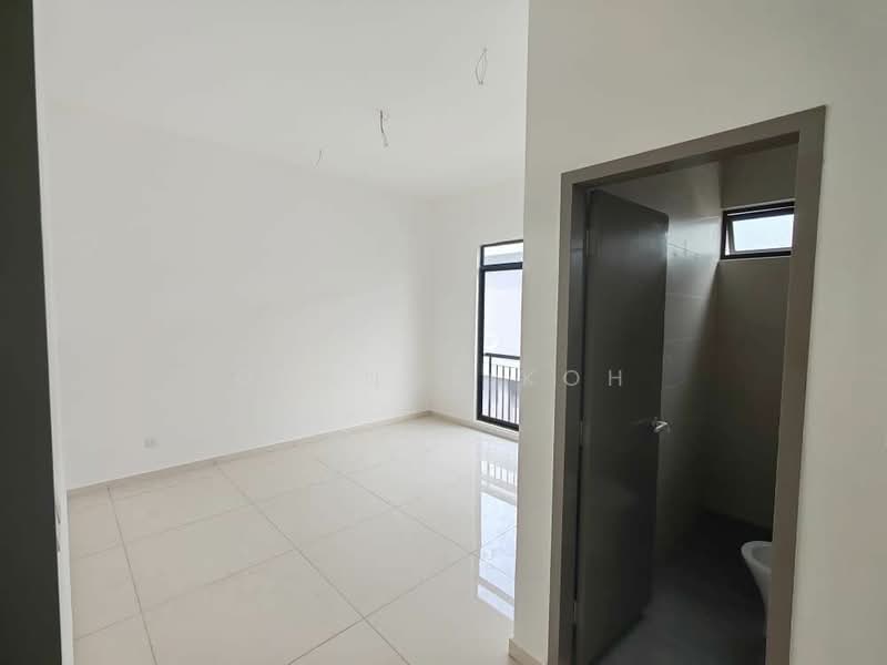 Cluster House for Sale in Austin Crest (Johor Bahru) - Orange Koh - PropertyGuru.com.my