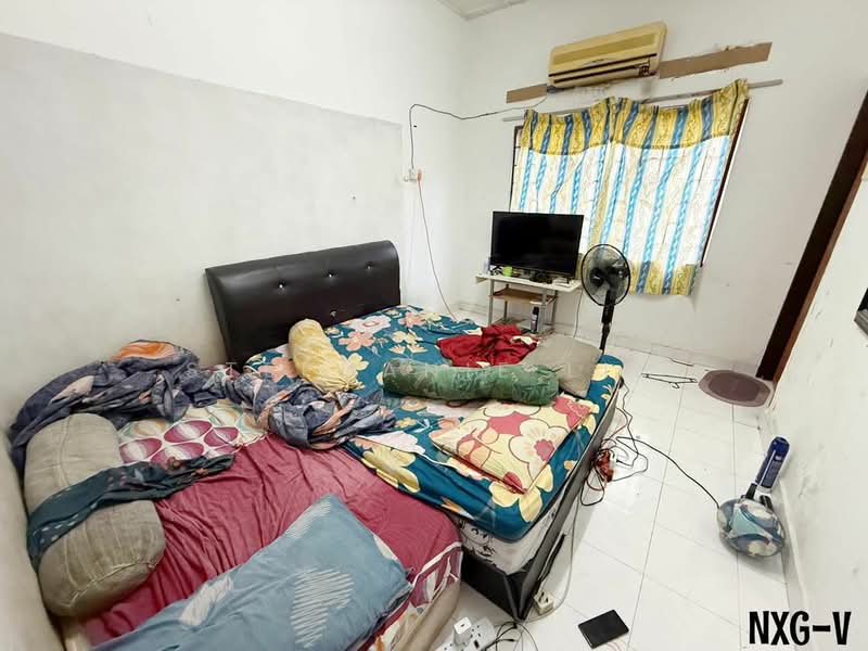 Rumah Teres 2 Tingkat untuk Dijual di Taman Saujana (Klang) - Stephanie Lim - Bedroom - PropertyGuru.com.my