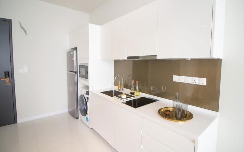 Service Residence for Sale at Service Suites @ Pavilion Embassy - Bee Lee Ku - Kitchen - PropertyGuru.com.my