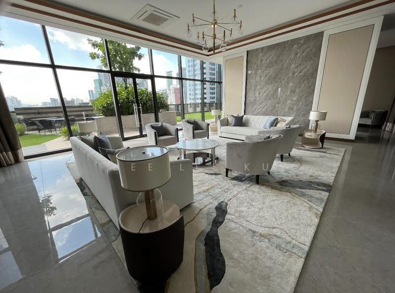 Service Residence for Sale at Service Suites @ Pavilion Embassy - Bee Lee Ku - Living Room - PropertyGuru.com.my