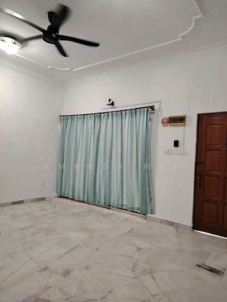 2-storey Terraced House for Rent in Bandar Sungai Long (Selangor) - Amanda Wee - Living Room - PropertyGuru.com.my