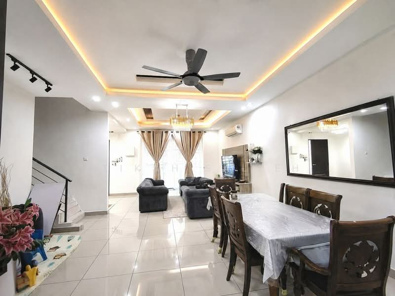 Rumah Teres 2 Tingkat untuk Dijual di Bandar Putra Bertam (Kepala Batas) - Atikah Salleh - Living room - PropertyGuru.com.my