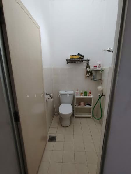 Rumah Teres 1 Tingkat untuk Dijual di Taman Puchong Perdana (Puchong) - Victor Foo - Bathroom - PropertyGuru.com.my