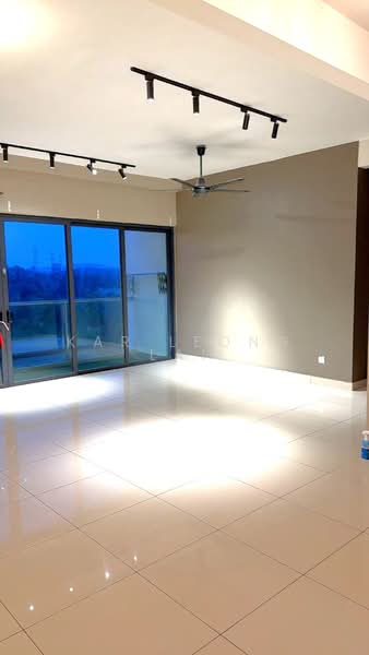 Condominium for Rent at Skyvilla @ D'Island - Kar Leong Lai - Living Room - PropertyGuru.com.my