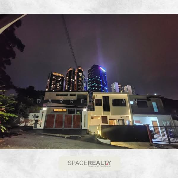 2-storey Terraced House for Sale in Damansara Heights (Damansara Heights) - Darren Tan - Exterior - PropertyGuru.com.my