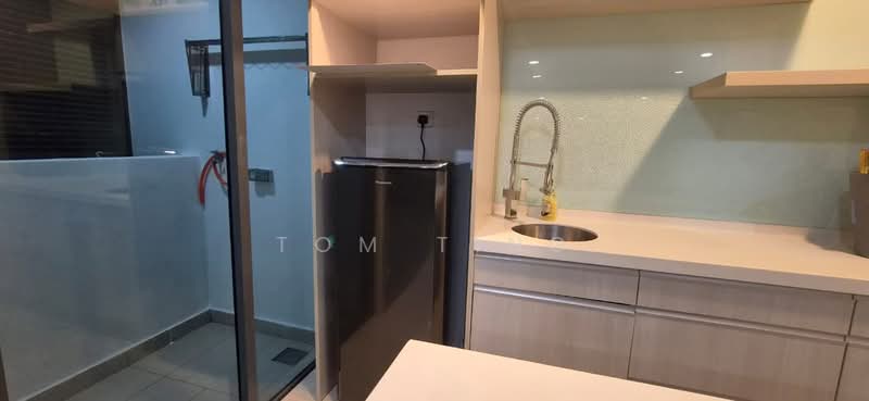 Servis Apartment untuk Disewa di Eve Suite / NZX Square - Tom Ting - Kitchen - PropertyGuru.com.my