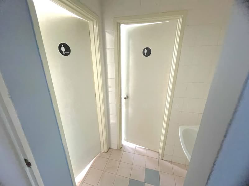 Shop / Office for Rent in Usj 9 (Subang Jaya) - Kar Leong Lai - Bathroom - PropertyGuru.com.my