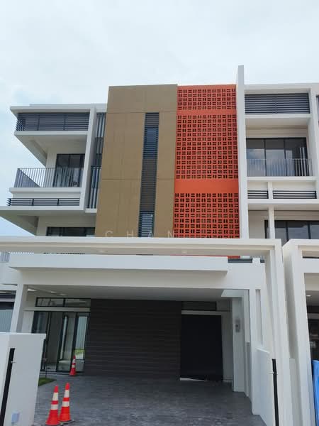 3-storey Terraced House for Sale in Kuchai Lama (Kuala Lumpur) - Chan . - Exterior - PropertyGuru.com.my