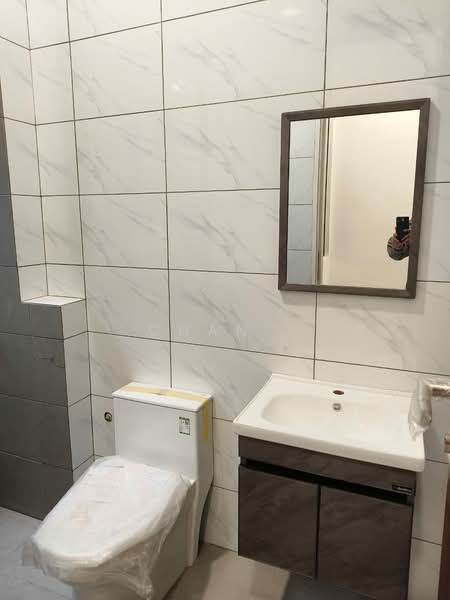 3-storey Terraced House for Sale in Kuchai Lama (Kuala Lumpur) - Chan . - Bathroom - PropertyGuru.com.my
