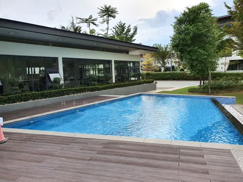 Bungalow for Sale in Kota Kemuning (Shah Alam) - Henrick Tan - Pool - PropertyGuru.com.my