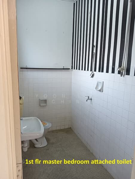 Rumah Teres 2 Tingkat untuk Disewa di Seksyen 2, Taman Kinrara (Puchong) - Yoon Tat Chin - Bathroom - PropertyGuru.com.my