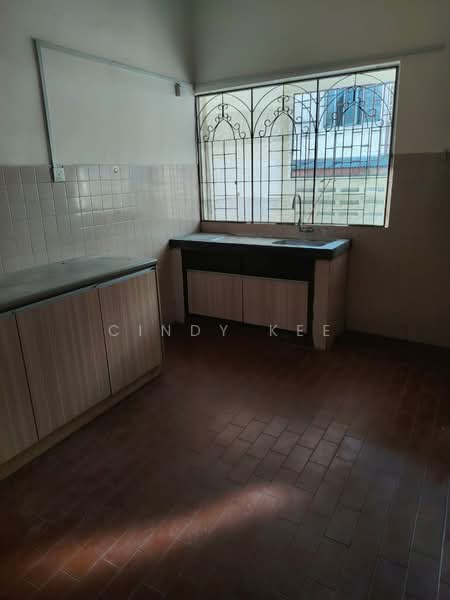 2-storey Terraced House for Sale in SS2 (Petaling Jaya) - Cindy Kee - Kitchen - PropertyGuru.com.my