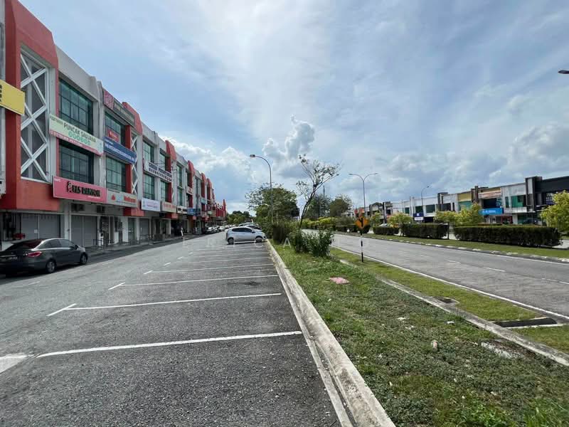 Shop for Sale in Bandar Uda Utama (Johor Bahru) - Erica Ho - Exterior - PropertyGuru.com.my