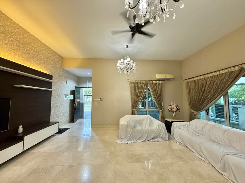 Rumah Banglo untuk Dijual di Seksyen 13 (Shah Alam) - Sa'a Nordin - Living Room - PropertyGuru.com.my
