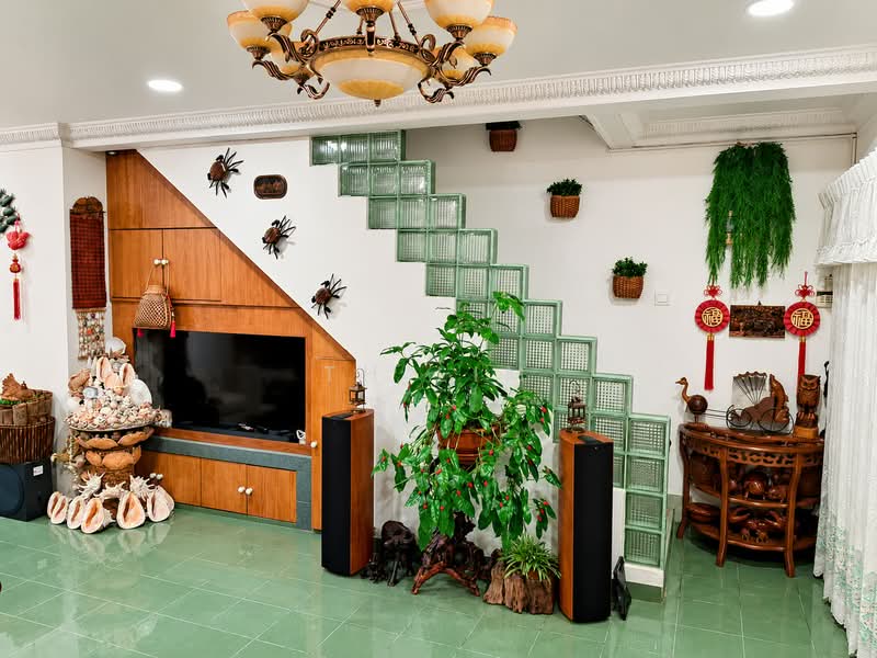 2-storey Terraced House for Sale in Taman Selayang Jaya (Selayang) - TH Lim - Living Room - PropertyGuru.com.my