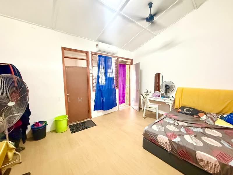 Rumah Teres 2 Tingkat untuk Dijual di Taman Kajang Baru Sungai Jelok (Kajang) - Ilman Nahri - Bedroom - PropertyGuru.com.my