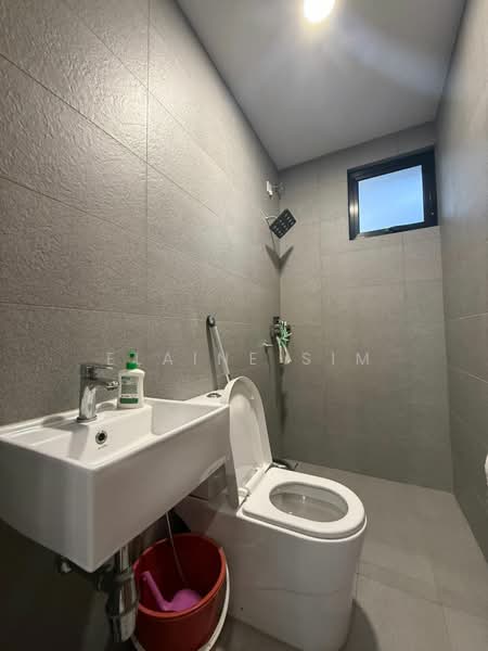 3-storey Terraced House for Sale in Kulai (Johor) - Elaine Sim - Bathroom - PropertyGuru.com.my