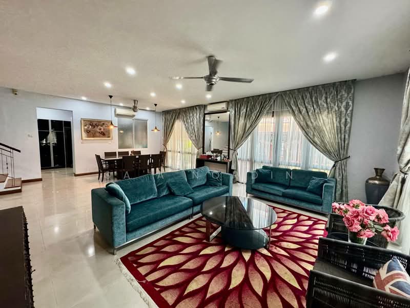 Semi-Detached House for Sale in TTDI Jaya (Shah Alam) - Sa'a Nordin - Living Room - PropertyGuru.com.my