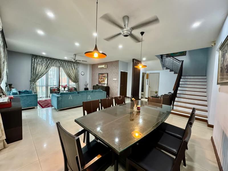 Semi-Detached House for Sale in TTDI Jaya (Shah Alam) - Sa'a Nordin - Living Room - PropertyGuru.com.my