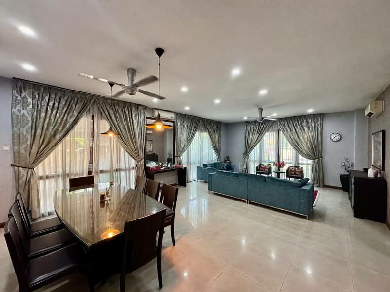 Semi-Detached House for Sale in TTDI Jaya (Shah Alam) - Sa'a Nordin - Living Room - PropertyGuru.com.my