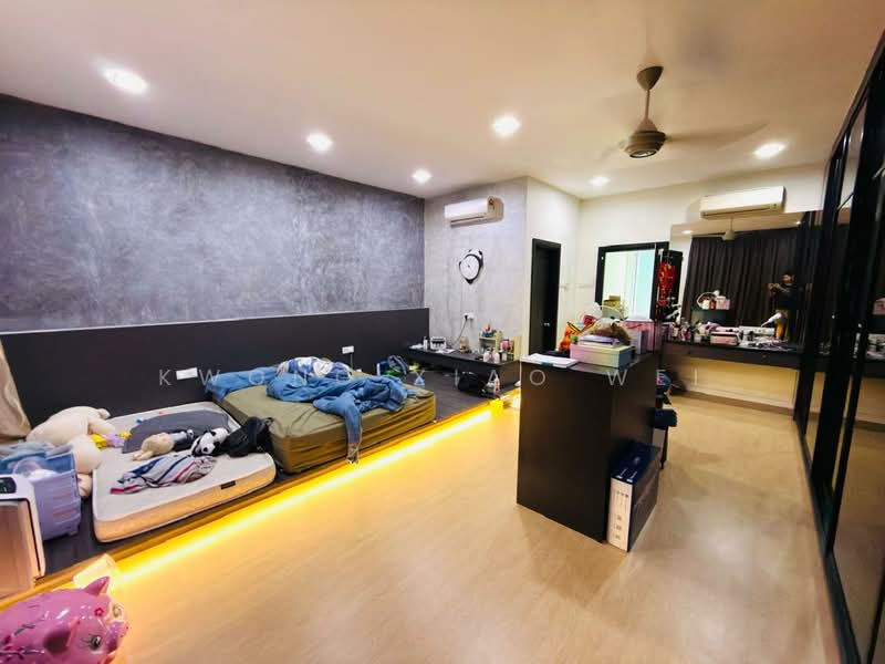 2.5-storey Terraced House for Sale in Bandar Country Homes (Rawang) - Kwong Xiao Wei - Bedroom - PropertyGuru.com.my