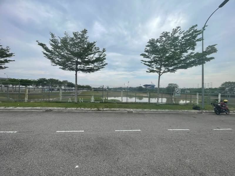 Cluster House for Sale in Johor Bahru (Johor) - Andy Chan - Exterior - PropertyGuru.com.my