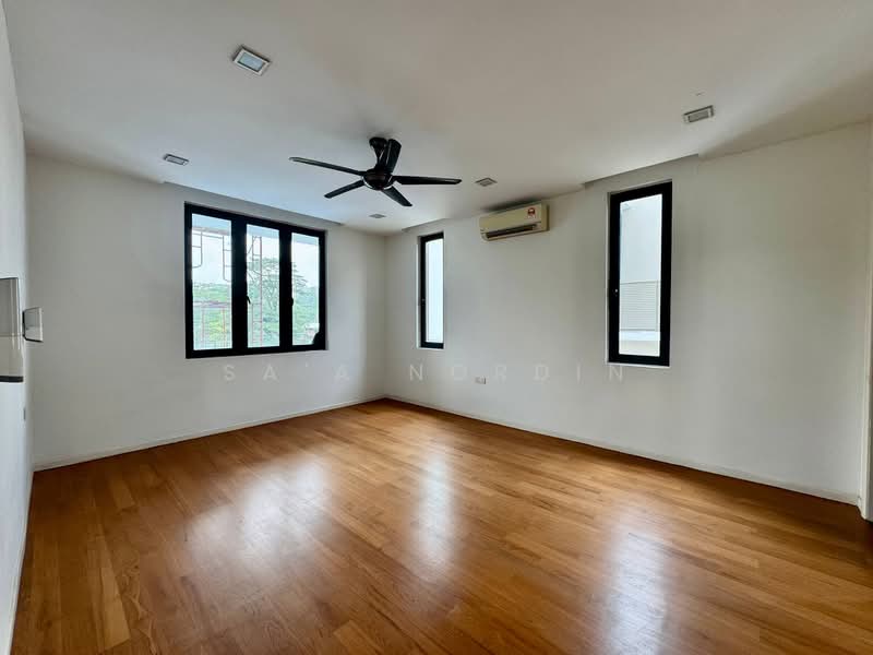 Bungalow for Sale in Shah Alam (Selangor) - Sa'a Nordin - PropertyGuru.com.my
