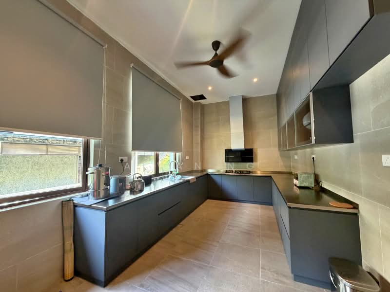 Rumah Banglo untuk Dijual di Country Heights Damansara (Kuala Lumpur) - Aivan Ng - Kitchen - PropertyGuru.com.my