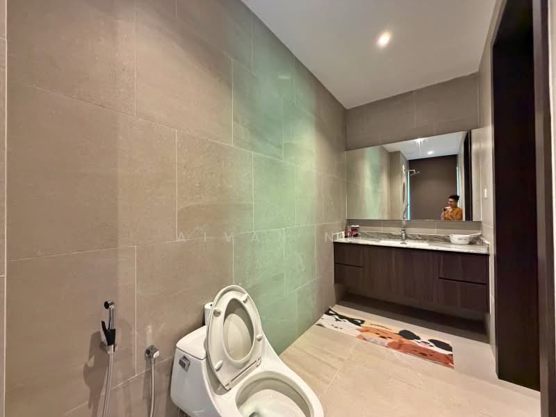 Rumah Banglo untuk Dijual di Country Heights Damansara (Kuala Lumpur) - Aivan Ng - Bathroom - PropertyGuru.com.my
