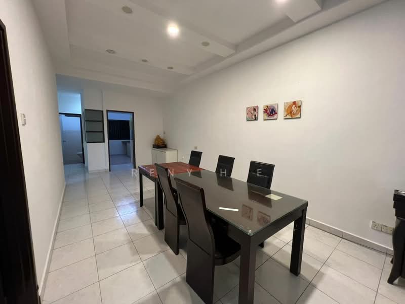 1.5-storey Terraced House for Sale in Taman Pelangi Indah (Ulu Tiram) - Reny Hee - PropertyGuru.com.my