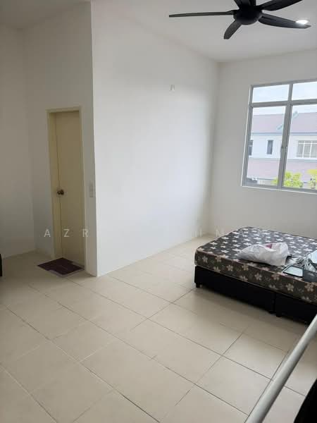 2-storey Terraced House for Sale in Seremban (Negeri Sembilan) - Azrul Othman - Bedroom - PropertyGuru.com.my
