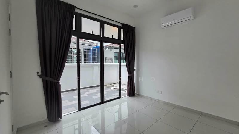 Cluster House for Sale in Eco Botanic (Iskandar Puteri (Nusajaya)) - Erica Ho - Balcony - PropertyGuru.com.my