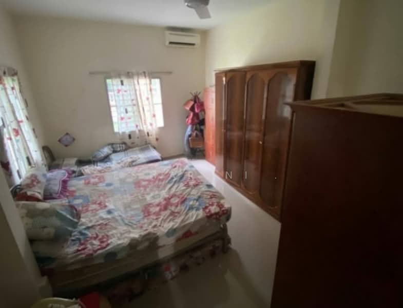 3-storey Terraced House for Sale in Happy Garden (Kuchai Lama) - Esharani . - PropertyGuru.com.my