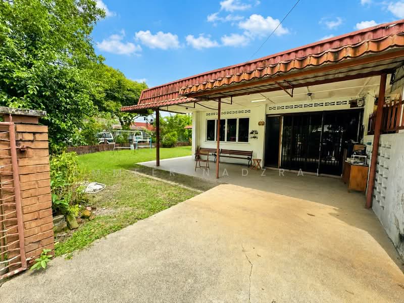 Rumah Teres 1 Tingkat untuk Dijual di Seksyen 14 (Petaling Jaya) - Ammeer Nadzrai - Exterior - PropertyGuru.com.my