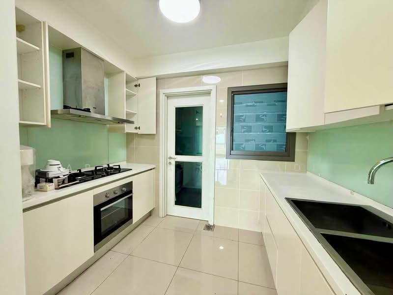 Condominium for Rent at Iskandar Residences - APRILIA CHAYADI - Kitchen - PropertyGuru.com.my