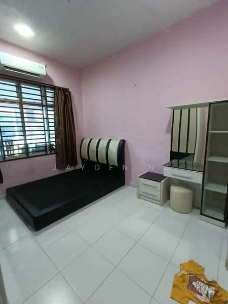 Rumah Teres 1 Tingkat untuk Dijual di Taman Lagenda Putra (Kulai) - Jayden Ng - Bedroom - PropertyGuru.com.my
