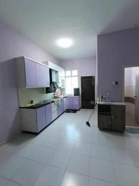 Rumah Teres 1 Tingkat untuk Dijual di Taman Lagenda Putra (Kulai) - Jayden Ng - Kitchen - PropertyGuru.com.my
