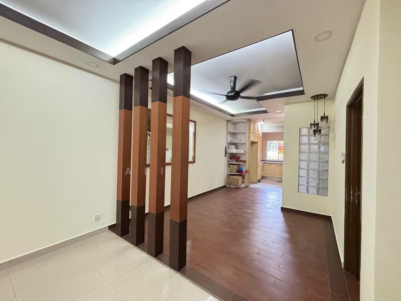 Rumah Teres 2 Tingkat untuk Dijual di Bandar Sri Damansara (Selangor) - Ali Idris - Living Room - PropertyGuru.com.my