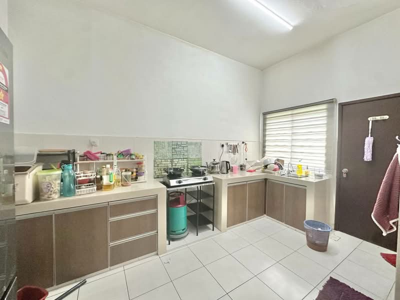 2-storey Terraced House for Sale in Bandar Teknologi Kajang (Kajang) - Ammeer Nadzrai - Kitchen - PropertyGuru.com.my