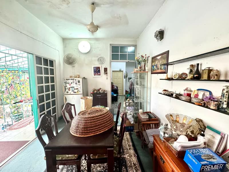 Rumah Banglo untuk Dijual di Kampung Datuk Keramat (Keramat) - Ali Idris - Dining Room - PropertyGuru.com.my