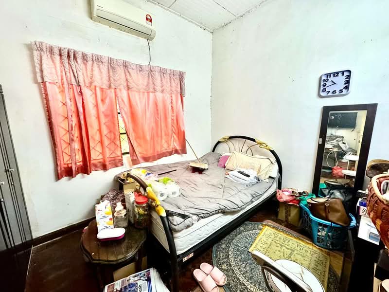 Rumah Banglo untuk Dijual di Kampung Datuk Keramat (Keramat) - Ali Idris - Bedroom - PropertyGuru.com.my