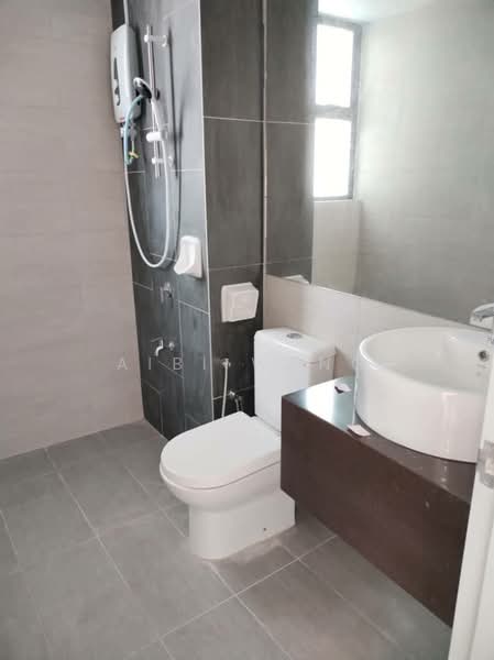 Kondominium untuk Dijual di Admiral Residences - Aibi Wang - Bathroom - PropertyGuru.com.my