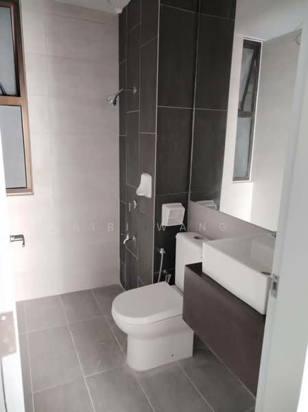 Kondominium untuk Dijual di Admiral Residences - Aibi Wang - Bathroom - PropertyGuru.com.my
