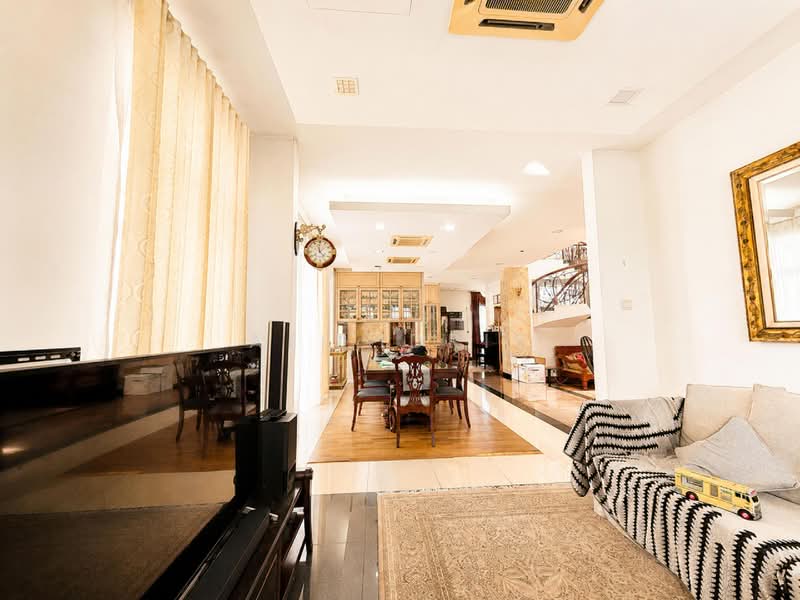 Bungalow for Sale in Bangi (Selangor) - Ali Idris - Living Room - PropertyGuru.com.my
