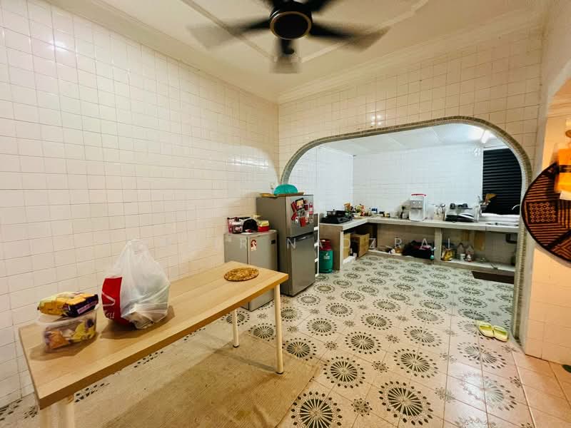 2-storey Terraced House for Sale in Taman Cempaka (Ampang) - Ammeer Nadzrai - Kitchen - PropertyGuru.com.my
