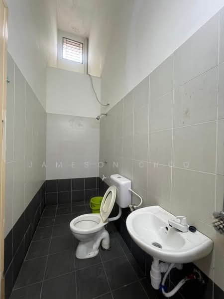 2-storey Terraced House for Rent in Taman JP Perdana (Johor Bahru) - Jameson Choo - Bathroom - PropertyGuru.com.my