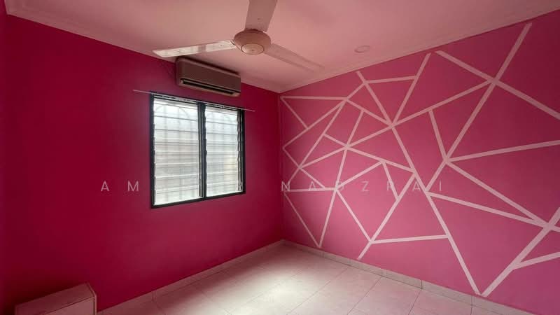 Rumah Teres 2 Tingkat untuk Dijual di Taman Lestari Permai (Seri Kembangan) - Ammeer Nadzrai - Interior - PropertyGuru.com.my