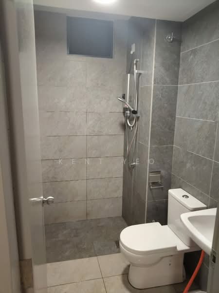 Servis Apartment untuk Disewa di Traders Park - Kent Yeo - Bathroom - PropertyGuru.com.my