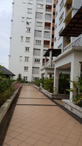 Kondominium untuk Dijual di Casa Desa - Janet Lau - Exterior - PropertyGuru.com.my